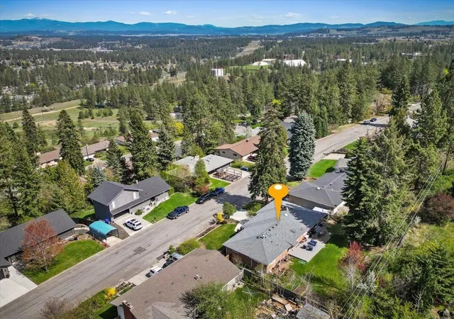 Photo 4 of Single family home for sale at 1523 W Ardmore Dr, Spokane, WA 99218 | MLS# 202615857 | Listing updated on 2026-07-28