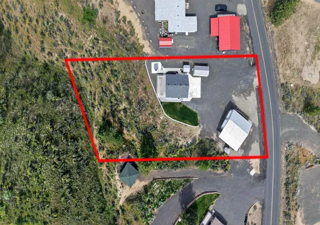 Homes for sale in Deer Meadows, WA | 42325 N Doe Rd, Deer Meadows, WA 99122 | MLS# 202615874