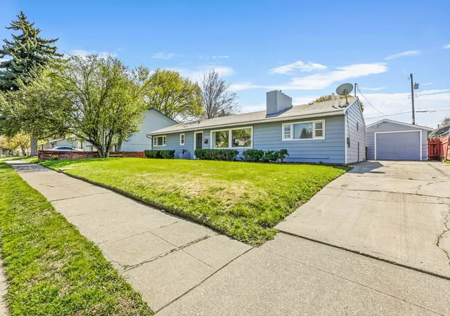 Photo 3 of Single family home for sale at 4024 E 22 Avenue, Spokane, WA 99223 | MLS# 202615879 | Listing updated on 2026-09-28