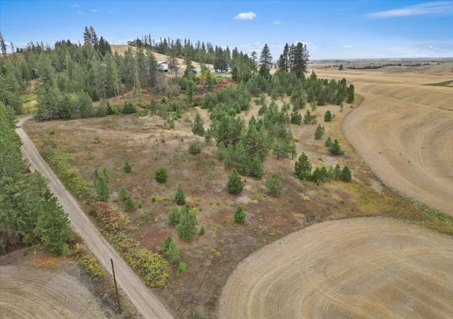 5th image of 000 E Horton Rd, Rockford, WA 99030 | MLS# 202615920