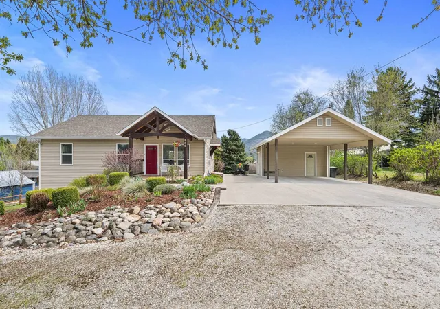 2nd image of 800 N Victoria St, Chewelah, WA 99109 | MLS# 202616000