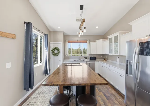 Photo 4 of Single family home for sale at 13118 NE Newman Lake Rd, Newman Lake, WA 99025 | MLS# 202616024 | Listing updated on 2026-08-22