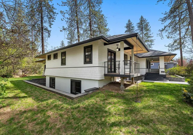 Photo 1 of Single family home for sale at 3327 S Tekoa St, Spokane, WA 99203 | MLS# 202616063 | Listing updated on 2026-10-02