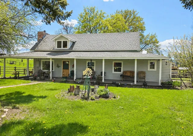 Photo 2 of Single family home for sale at 28628 N Dunn Rd, Chattaroy, WA 99003 | MLS# 202616092 | Listing updated on 2026-09-19
