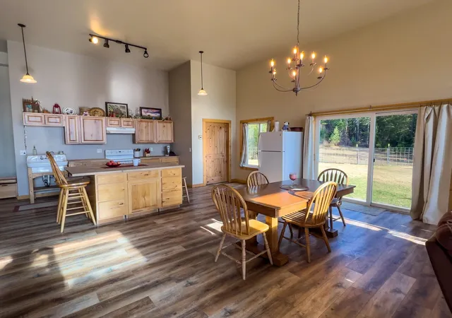 Photo 3 of Single family home for sale at 2559 United Copper Mine Rd, Chewelah, WA 99109 | MLS# 202616197 | Listing updated on 2026-10-27
