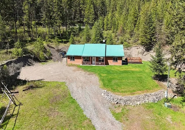 Single family home for sale at 3277 Old Baldy Rd, Rice, WA 99167-0000 | MLS# 202616221
