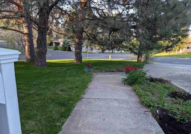 3rd image of 795 Se Greenhill Rd, Pullman, WA 99163 | MLS# 202616264