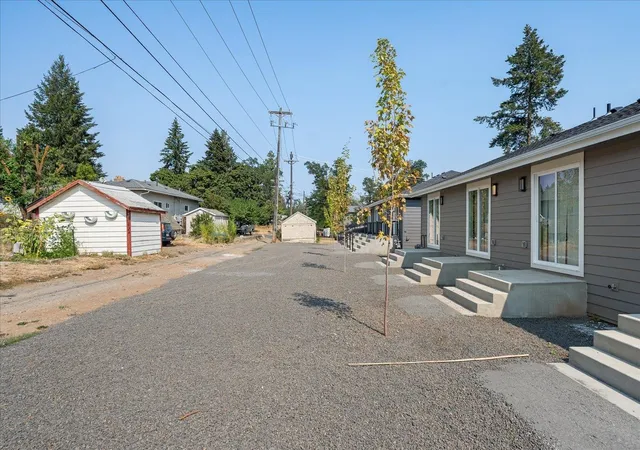 21st image of 916 2nd St, Cheney, WA 99004 | MLS# 202616302
