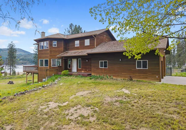 Homes for sale in Kettle Falls, WA | 11 Echo Cove Rd, Kettle Falls, WA 99141 | MLS# 202616386