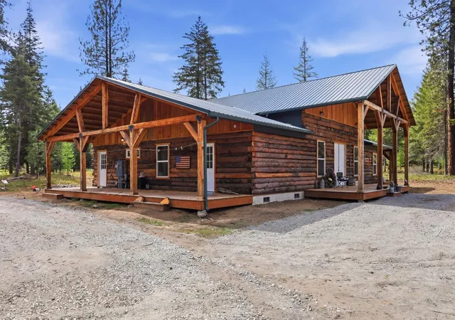 Photo 3 of Single family home for sale at 1455 Colonial Way, Newport, WA 99156 | MLS# 202616465 | Listing updated on 2026-05-08