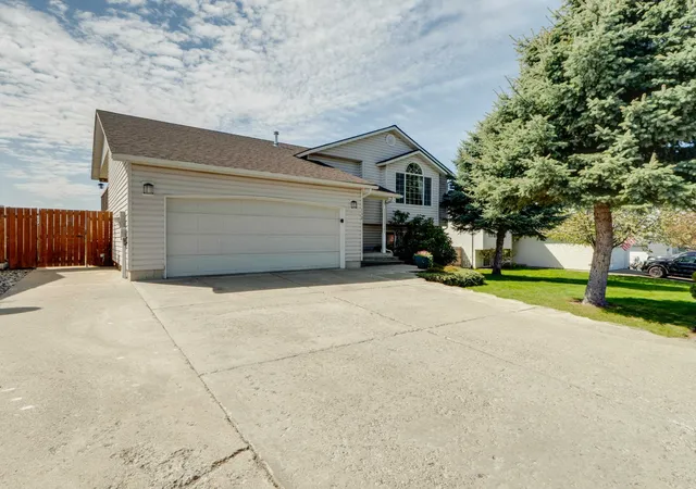 Homes for sale in Medical Lake, WA | 730 E Kathy Lee Ave, Medical Lake, WA 99022 | MLS# 202616505