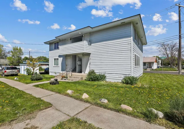 1st image of 1847 E Marshall Ave, Spokane, WA 99207 | MLS# 202616563