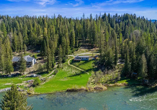 Photo 1 of Manufactured home for sale at 792 Dirks Rd, Priest River, ID 83856 | MLS# 202616571 | Listing updated on 2026-10-13
