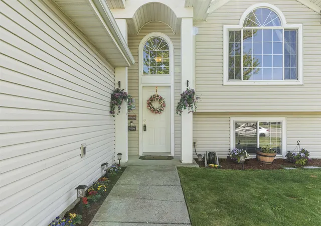 4th image of 9008 N Oak St, Spokane, WA 99208 | MLS# 202616747
