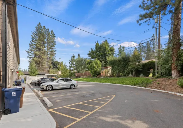 Homes for sale in Spokane, WA | 5524 N Driscoll Blvd, Spokane, WA 99205 | MLS# 202616765