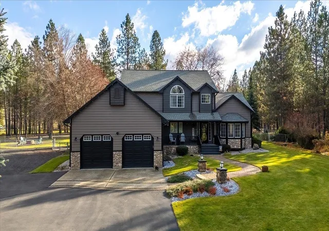 Homes for sale in Chattaroy, WA | 3710 E Jim Hill Rd, Chattaroy, WA 99003 | MLS# 202616810