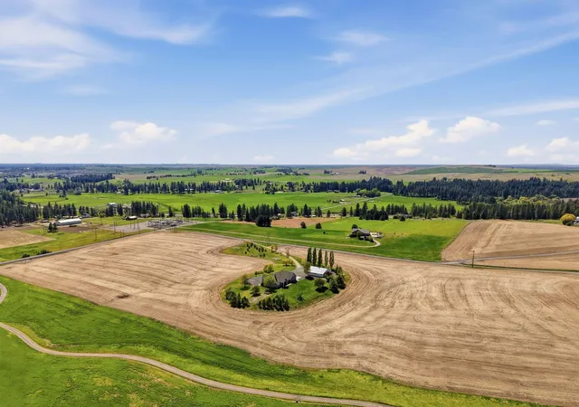 3rd image of 106Xx W Jensen Rd, Cheney, WA 99004 | MLS# 202616837