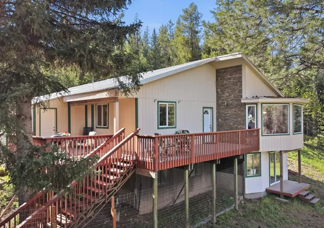 2nd image of 4273 Garden Spot Rd, Loon Lake, WA 99148 | MLS# 202616849