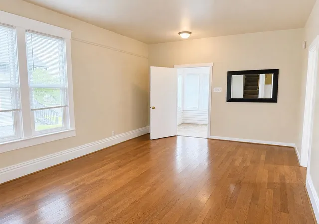 Homes for sale in Spokane, WA | 1011 E Augusta Ave, Spokane, WA 99207 | MLS# 202616854