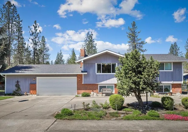 Homes for sale in Spokane, WA | 6425 N Catherine St, Spokane, WA 99208 | MLS# 202616944