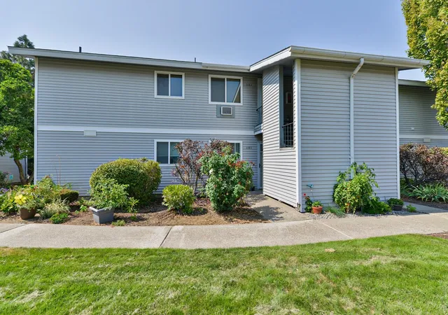 Photo 3 of Condo for sale at 4026 S Regal St, Spokane, WA 99223 | MLS# 202616987 | Listing updated on 2026-09-22