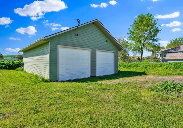 Photo 4 of Single family home for sale at 601 Tomeo Ct, St John, WA 99171 | MLS# 202617029 | Listing updated on 2026-09-23