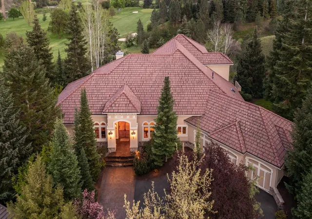 Single family home for sale at 11905 S Fairway Ridge Ln, Spokane, WA 99224 | MLS# 202617090