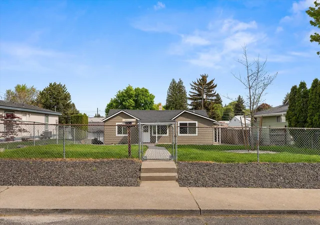 Homes for sale in Spokane, WA | 1107 E Columbia Ave, Spokane, WA 99208 | MLS# 202617104