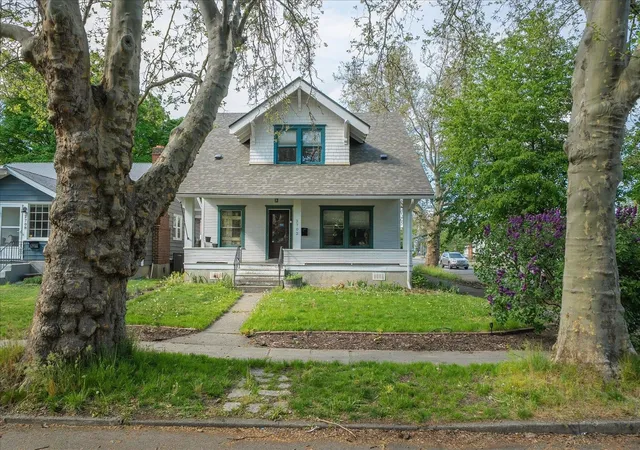 Homes for sale in Spokane, WA | 2702 W Gardner Ave, Spokane, WA 99201 | MLS# 202617116