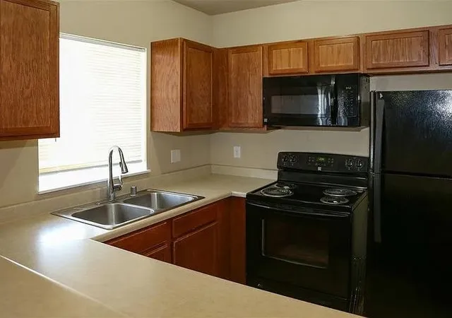 Photo 3 of Sale Pending at 5119 E Buckeye Ave, Spokane, WA 99217 | MLS# 202617216 | Listing updated on 2026-09-22