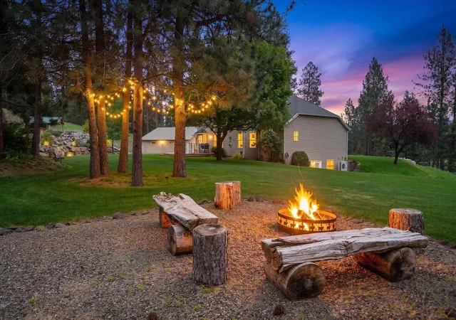 Photo 3 of Single family home for sale at 12421 E Mt Spokane Park Dr, Mead, WA 99021 | MLS# 202617241 | Listing updated on 2026-09-04