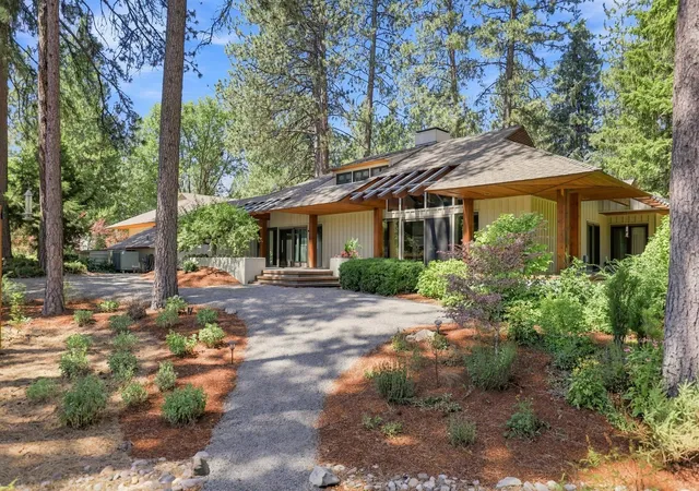 Photo 1 of Single family home for sale at 7809 S Ramona Rd, Spokane, WA 99224 | MLS# 202617268 | Listing updated on 2026-08-02
