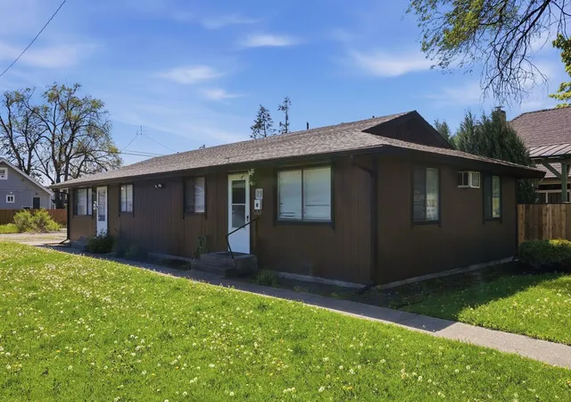 Homes for sale in Spokane, WA | 1511-1517 W Euclid Ave, Spokane, WA 99205 | MLS# 202617283