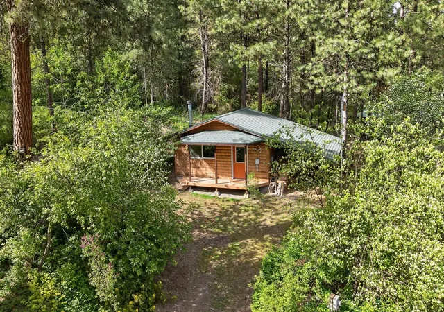 Homes for sale in Kettle Falls, WA | 59 Bisbee Creek Ln, Kettle Falls, WA 99141 | MLS# 202617287