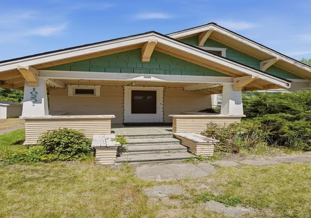 Photo 3 of Single family home for sale at 10201 E 4th Avenue, Spokane Valley, WA 99206 | MLS# 202617296 | Listing updated on 2026-08-09