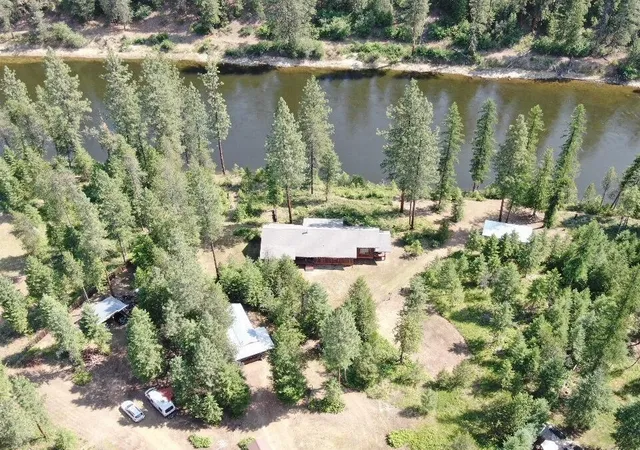 2nd image of 36 First Thought Loop, Laurier, WA 99146 | MLS# 202617297