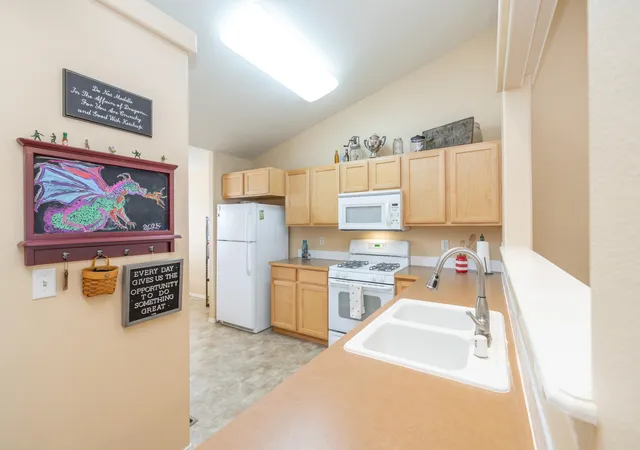 Photo 4 of Single family home for sale at 1720 W Briar Ln, Spokane, WA 99208 | MLS# 202617318 | Listing updated on 2026-09-07