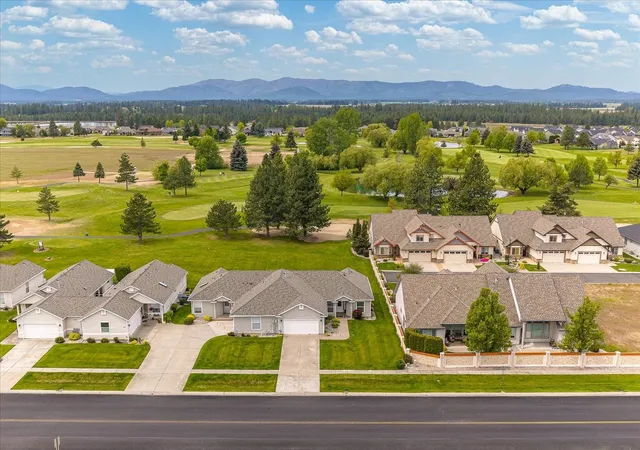 Photo 4 of Condo for sale at 1013 N Country Clb Dr, Deer Park, WA 99006 | MLS# 202617389 | Listing updated on 2026-08-30