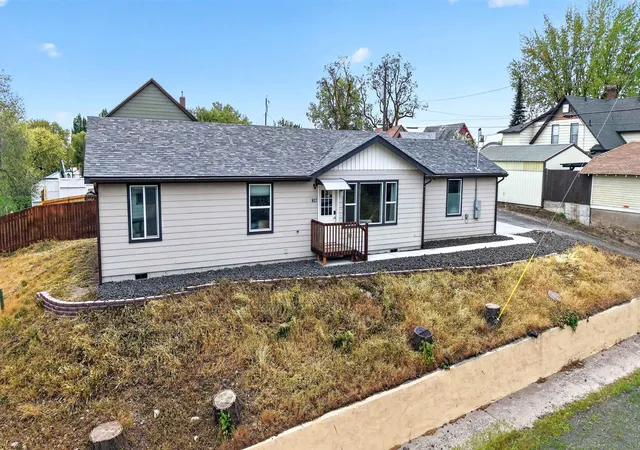 Homes for sale in Davenport, WA | 817 Park St, Davenport, WA 99122 | MLS# 202617416