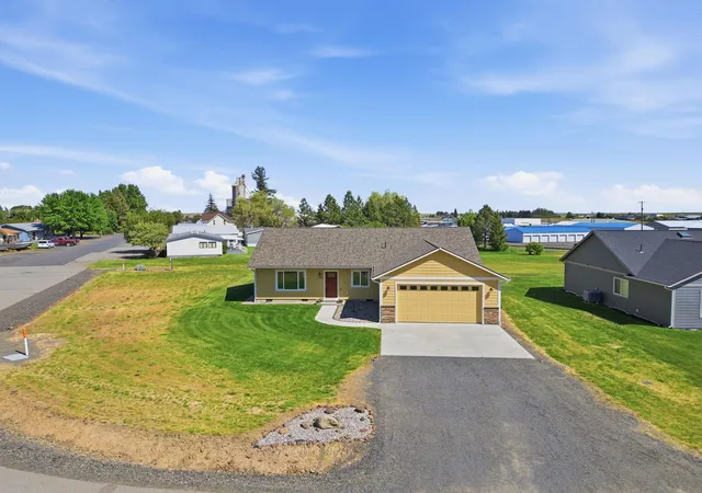 Homes for sale in Davenport, WA | 1415 Jefferson St, Davenport, WA 99122 | MLS# 202617496