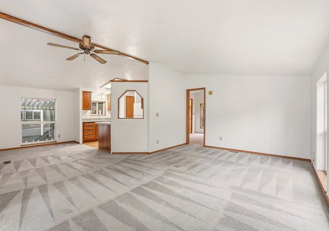 Homes for sale in Liberty Lake, WA | 208 S Neyland Dr, Liberty Lake, WA 99019 | MLS# 202617546