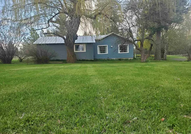Homes for sale in Nine Mile Falls, WA | 16812 W Big Sky Ln, Nine Mile Falls, WA 99026 | MLS# 202617547