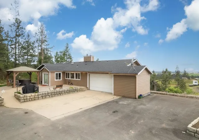Photo 1 of Single family home for sale at 16630 E Foothills Dr, Spokane, WA 99217 | MLS# 202617573 | Listing updated on 2026-09-01
