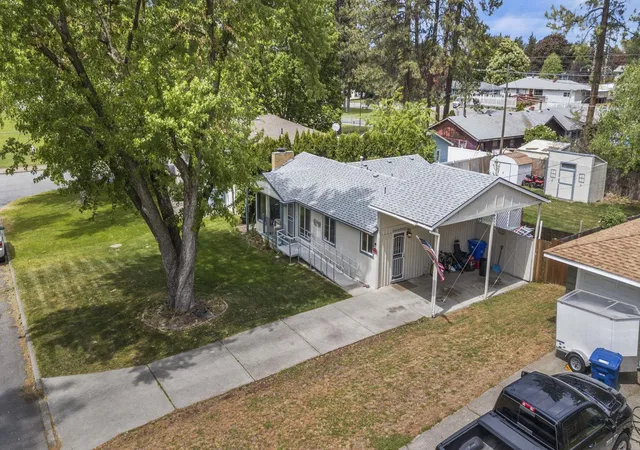 Photo 3 of Single family home for sale at 10907 E 17th Street, Spokane Valley, WA 99206 | MLS# 202617574 | Listing updated on 2026-09-02