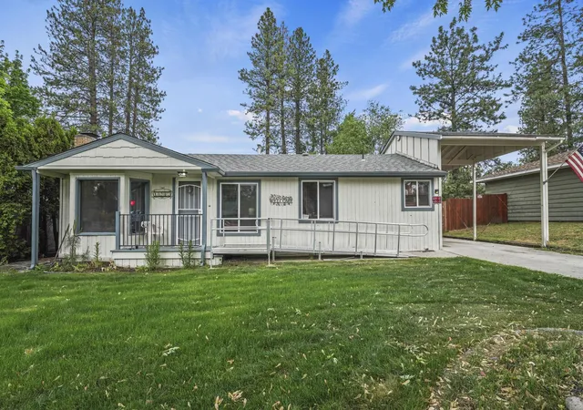Photo 4 of Single family home for sale at 10907 E 17th Street, Spokane Valley, WA 99206 | MLS# 202617574 | Listing updated on 2026-09-02