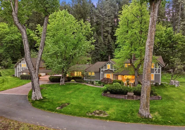 4th image of 12720 N Vistawood Ct, Spokane, WA 99218 | MLS# 202617586