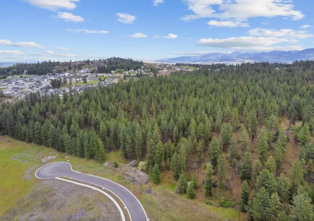 3rd image of 15628 E 33Rd Ct, Veradale, WA 99037 | MLS# 202617602