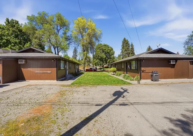 Homes for sale in Spokane, WA | 1517 W Euclid Ave, Spokane, WA 99205 | MLS# 202617670