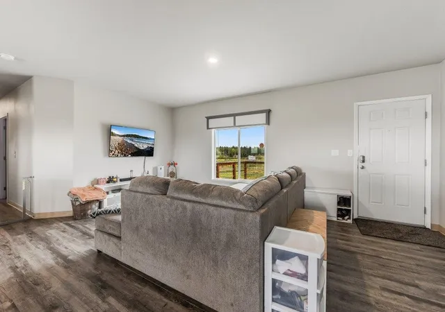 Photo 3 of Manufactured home for sale at 22922 W Mcfarlane Rd, Medical Lake, WA 99022 | MLS# 202617690 | Listing updated on 2026-06-05