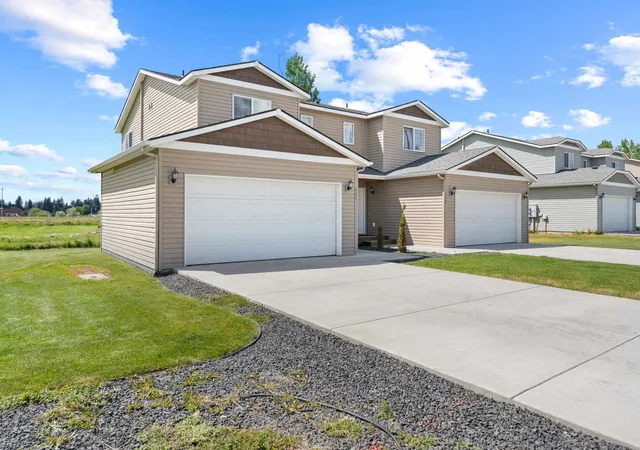 Homes for sale in Medical Lake, WA | 931-933 N Stanley St, Medical Lake, WA 99022 | MLS# 202617704